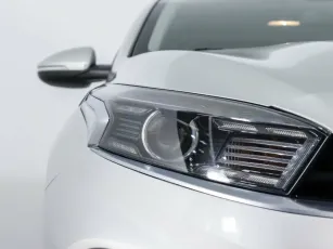 Kia  7