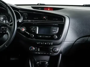 Kia  13