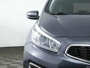 Kia  7