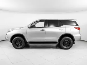 Toyota  3