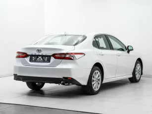 Toyota  5