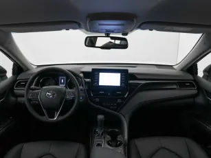 Toyota  8
