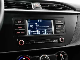 Kia  10