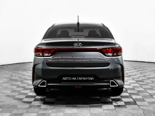 Kia  6