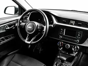 Kia  9
