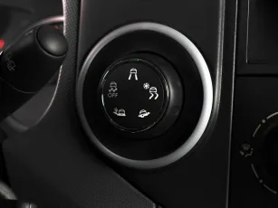 Peugeot  9