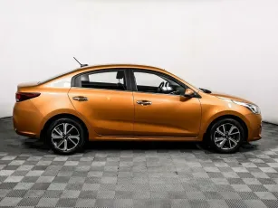 Kia  4
