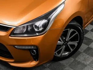 Kia  7