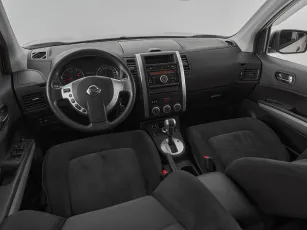 Nissan  7