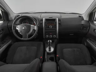 Nissan  8