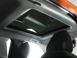 Peugeot  8
