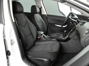 Peugeot  7