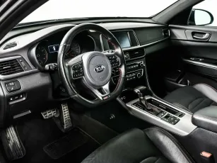 Kia  6