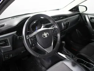 Toyota  8