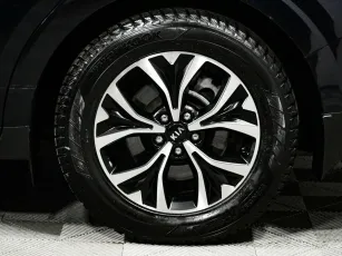 Kia  6