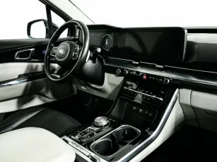 Kia  7