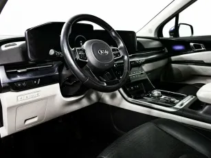 Kia  8