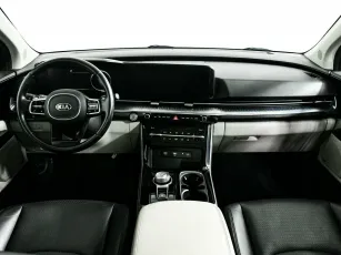 Kia  9