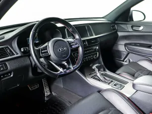Kia  12