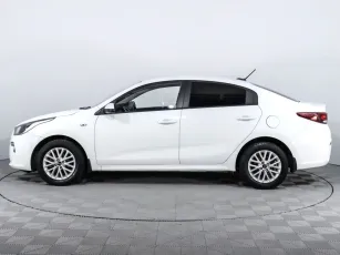 Kia  3