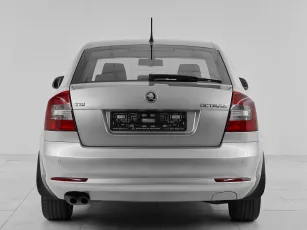 Skoda  5