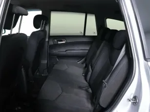 SsangYong  11