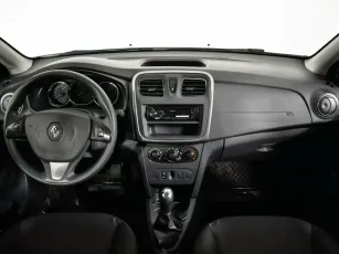 Renault  6