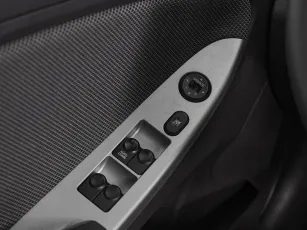 Hyundai  13