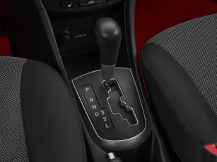Hyundai  15