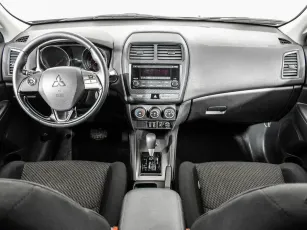 Mitsubishi  7