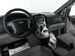 Hyundai  8