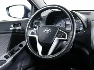 Hyundai  10