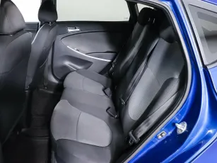 Hyundai  15