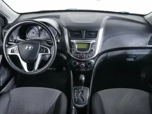 Hyundai  8