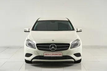 Mercedes-Benz  2