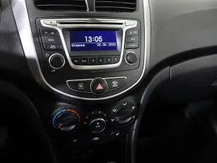 Hyundai  13