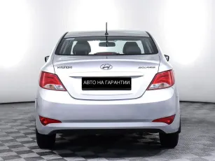 Hyundai  6