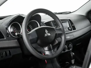 Mitsubishi  8