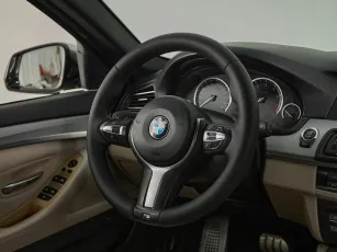 BMW  10
