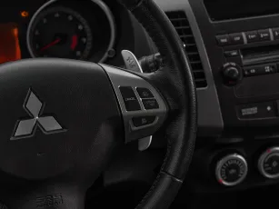 Mitsubishi  12