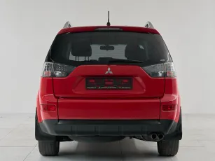 Mitsubishi  5