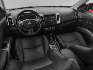 Mitsubishi  7