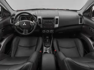 Mitsubishi  8
