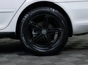Skoda  8
