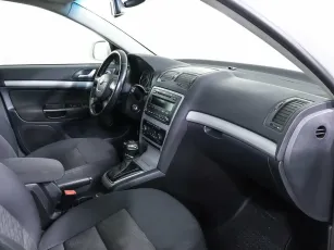 Skoda  9