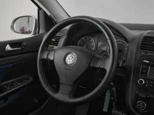 Volkswagen  10