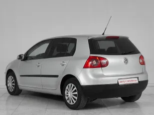 Volkswagen  4