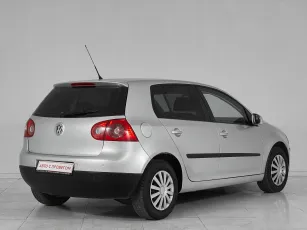 Volkswagen  6