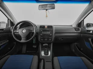 Volkswagen  8