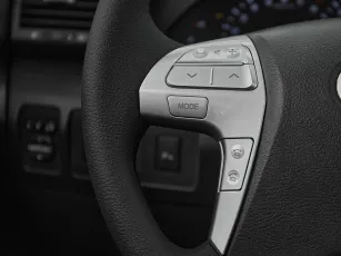 Toyota  11